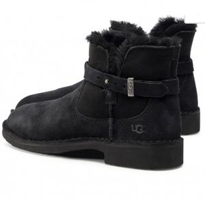UGG Elisa Boots Black Size 9.5